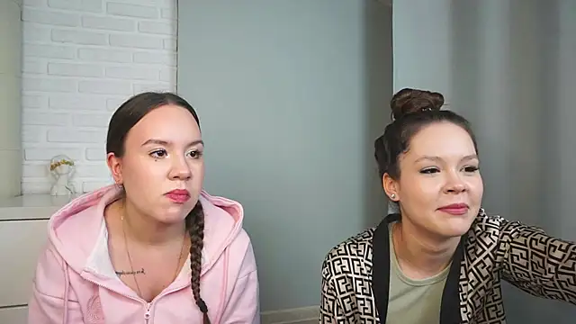 VirginiaRowe online show from 6, 1, 2026