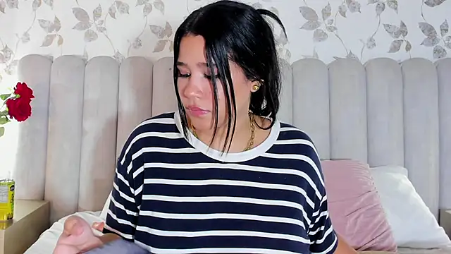 Lizz Bunny online show from 3, 2, 2026