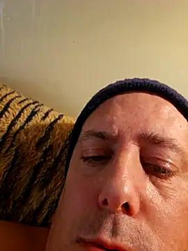 Snapshot of BODY78_M chatting on 20, 12, 2025 BODY78 M online show from 20, 12, 2025
