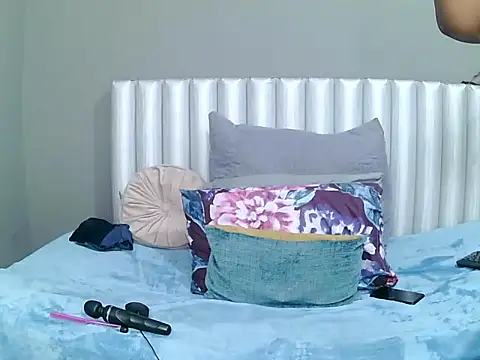 Snapshot of SavageHoney chatting on 29, 11, 2025 SavageHoney online show from 29, 11, 2025