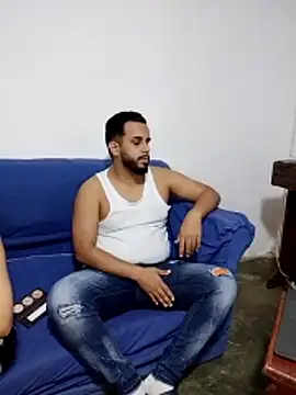 Snapshot of the_pink_girl chatting on 25, 11, 2025 the pink girl online show from 25, 11, 2025