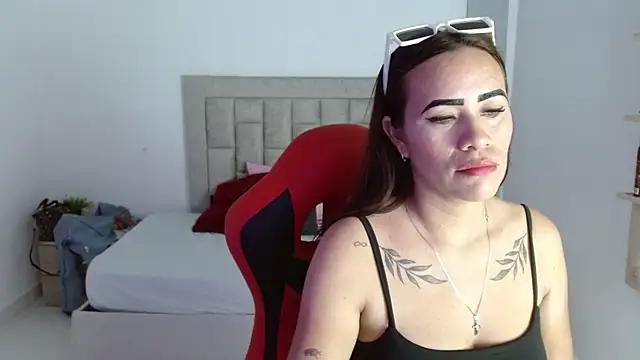 Snapshot of Kim-Fiori chatting on 28, 11, 2025 Kim-Fiori online show from 28, 11, 2025