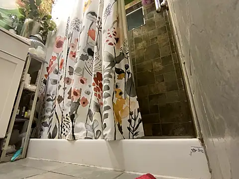 xxxenzo1 online show from 15, 1, 2025