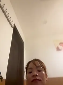 Snapshot of _Joyeveryday_ chatting on 28, 11, 2025 Joyeveryday online show from 28, 11, 2025