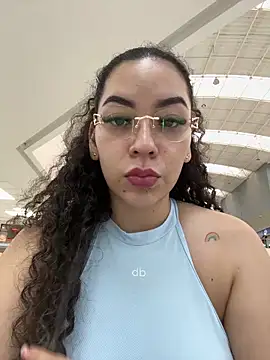 VictoriaaRose online show from 16, 6, 2026