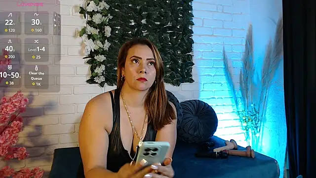 Snapshot of Karla_Ferrer_x chatting on 15, 4, 2026 Karla Ferrer x online show from 15, 4, 2026