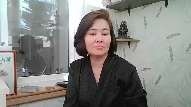 Nettie Allie online show from 15, 12, 2025