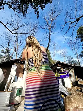 Snapshot of Horny_hippie chatting on 1, 3, 2026 Horny hippie online show from 1, 3, 2026