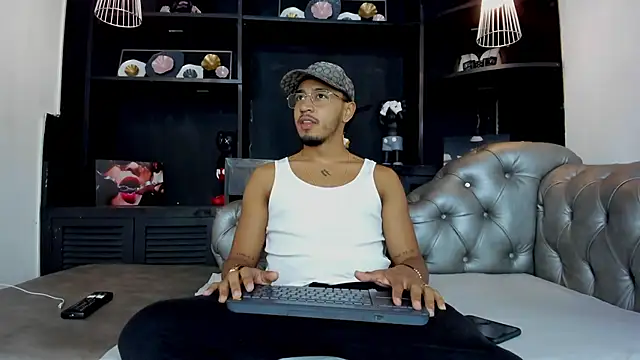 Brand Collins online show from 16, 1, 2026