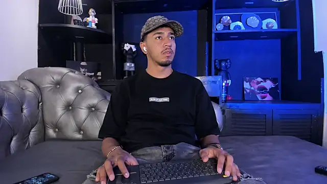 Snapshot of Brand_Collins chatting on 17, 2, 2026 Brand Collins online show from 17, 2, 2026