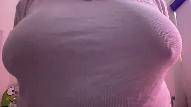 Snapshot of naughtygirl6663 chatting on 3, 12, 2025 naughtygirl6663 online show from 3, 12, 2025