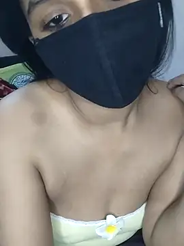 Snapshot of your-Mia07 chatting on 28, 11, 2025 your-Mia07 online show from 28, 11, 2025