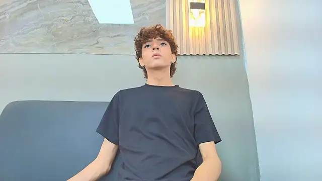 CRISS ALLEN1 online show from 5, 2, 2026