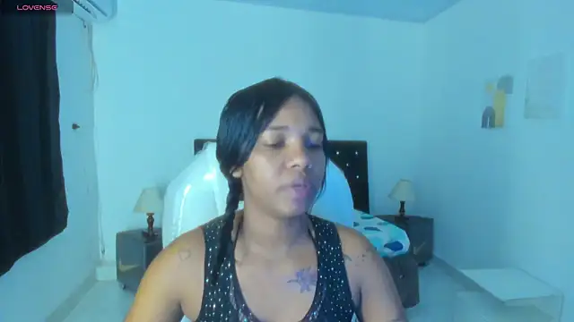 Snapshot of miiyaako_ds chatting on 27, 11, 2025 miiyaako ds online show from 27, 11, 2025