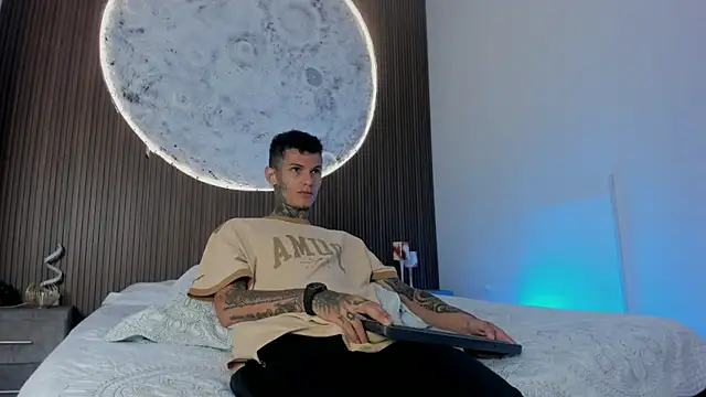 Paulo 527 online show from 13, 4, 2026