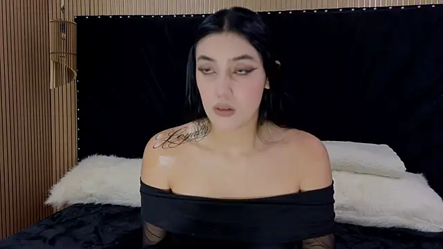 Snapshot of Venus_Horney chatting on 11, 4, 2026 Venus Horney online show from 11, 4, 2026