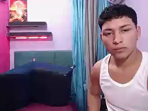 Snapshot of twinks_fuck chatting on 13, 6, 2026 twinks fuck online show from 13, 6, 2026