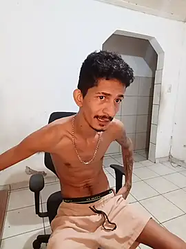 Snapshot of theyllorwillian chatting on 7, 4, 2026 theyllorwillian online show from 7, 4, 2026