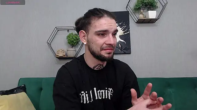 Snapshot of KaneHunter chatting on 11, 4, 2026 KaneHunter online show from 11, 4, 2026