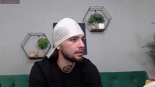 Snapshot of KaneHunter chatting on 14, 4, 2026 KaneHunter online show from 14, 4, 2026