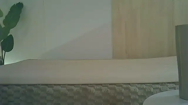 kyono-iyashi online show from 8, 4, 2026