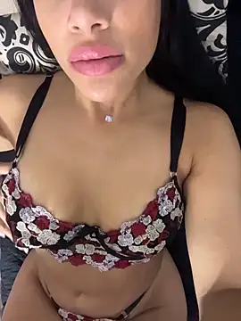 Snapshot of NancyQuen chatting on 1, 12, 2025 NancyQuen online show from 1, 12, 2025