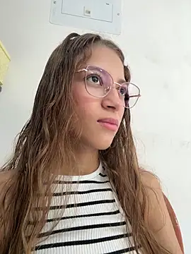 Snapshot of Vanneskk chatting on 4, 12, 2025 Vanneskk online show from 4, 12, 2025