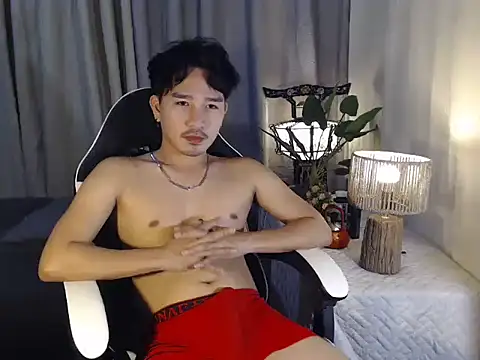 Snapshot of _bigcock_charles chatting on 2, 12, 2025 bigcock charles online show from 2, 12, 2025