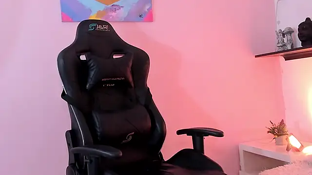 VictoriiaRose online show from 28, 11, 2025