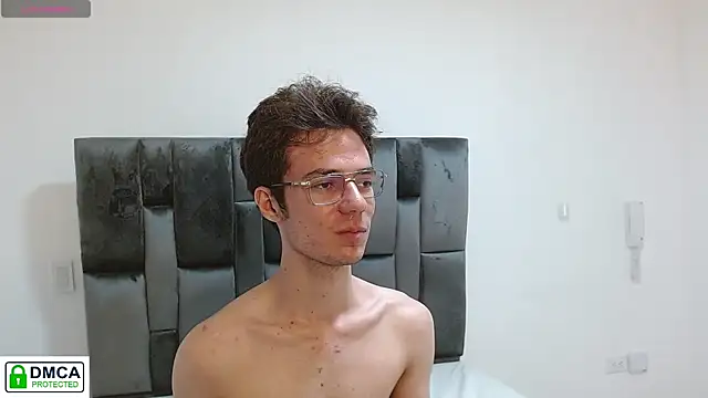 Snapshot of SaccharineSin chatting on 29, 11, 2025 SaccharineSin online show from 29, 11, 2025