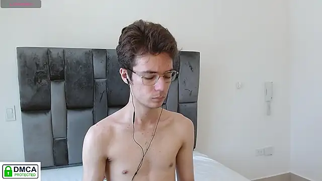 Snapshot of SaccharineSin chatting on 30, 11, 2025 SaccharineSin online show from 30, 11, 2025