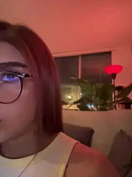 jossephine  online show from 21, 4, 2026