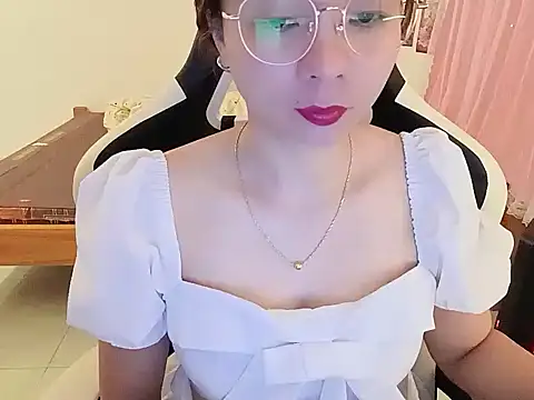 Snapshot of BabyDoll1999 chatting on 2, 7, 2026 BabyDoll1999 online show from 2, 7, 2026