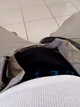 Snapshot of cristian112090 chatting on 20, 11, 2025 cristian112090 online show from 20, 11, 2025