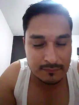 Snapshot of cristian112090 chatting on 2, 8, 2026 cristian112090 online show from 2, 8, 2026