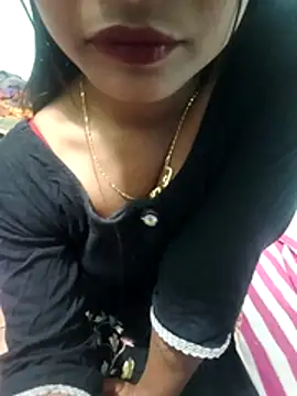 Zoyaa-Zubair online show from 11, 2, 2026