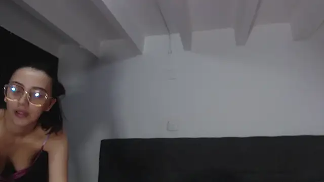 Snapshot of abigail_smith15 chatting on 5, 2, 2026 abigail smith15 online show from 5, 2, 2026