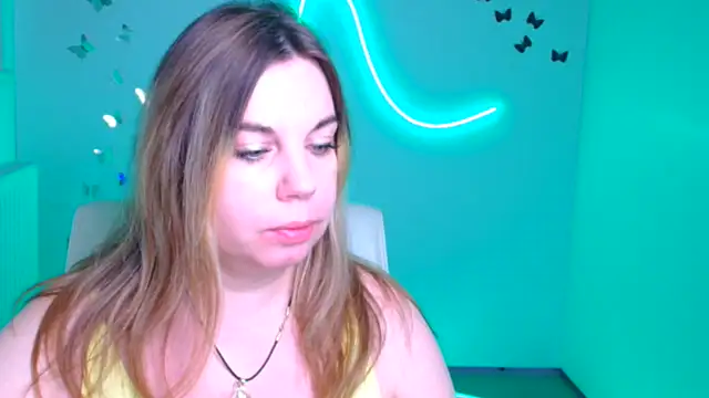 Amanda Swannn online show from 2, 12, 2025