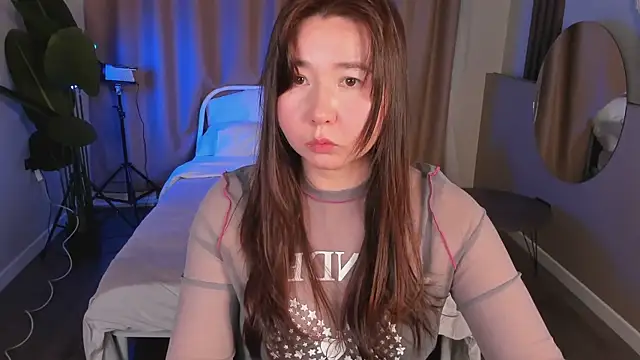 spicy pie  online show from 28, 11, 2025