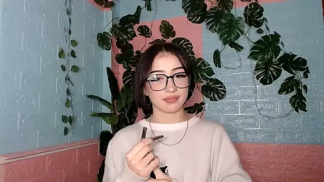 Sweeet Sss online show from 2, 12, 2025