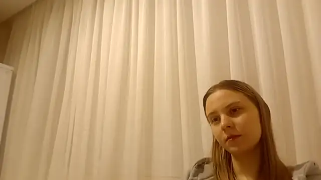 Snapshot of CrackShirker chatting on 21, 2, 2026 CrackShirker online show from 21, 2, 2026