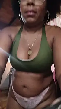 Snapshot of ChanneldelaCroix chatting on 18, 2, 2026 ChanneldelaCroix online show from 18, 2, 2026