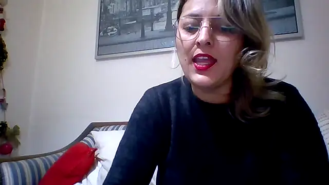 Snapshot of Danimiau chatting on 22, 12, 2025 Danimiau online show from 22, 12, 2025