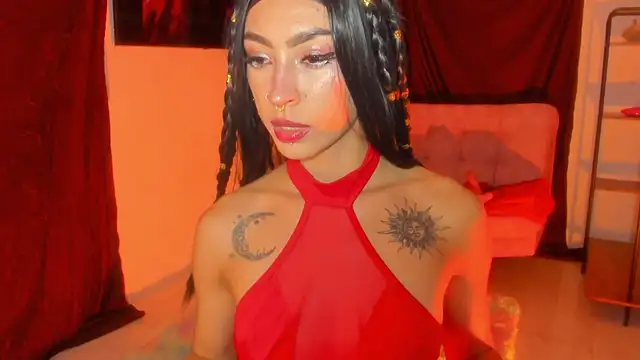Snapshot of Ounla_Sweet chatting on 13, 5, 2026 Ounla Sweet online show from 13, 5, 2026