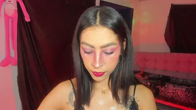 Snapshot of Ounla_Sweet chatting on 26, 5, 2026 Ounla Sweet online show from 26, 5, 2026