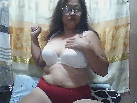Snapshot of fireflower70 chatting on 18, 6, 2026 fireflower70 online show from 18, 6, 2026