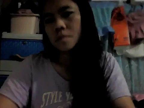 Snapshot of xxdreamgirl69 chatting on 1, 2, 2026 xxdreamgirl69 online show from 1, 2, 2026