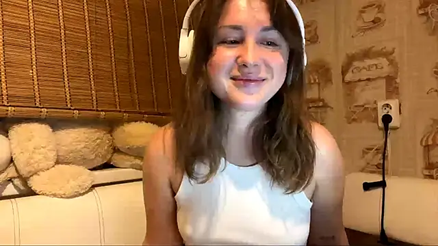 Snapshot of Tessa_Muse chatting on 29, 11, 2025 Tessa Muse online show from 29, 11, 2025