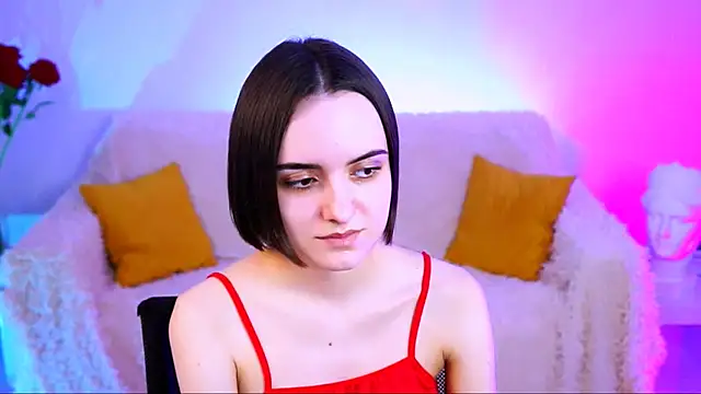 KateWillows online show from 28, 3, 2026