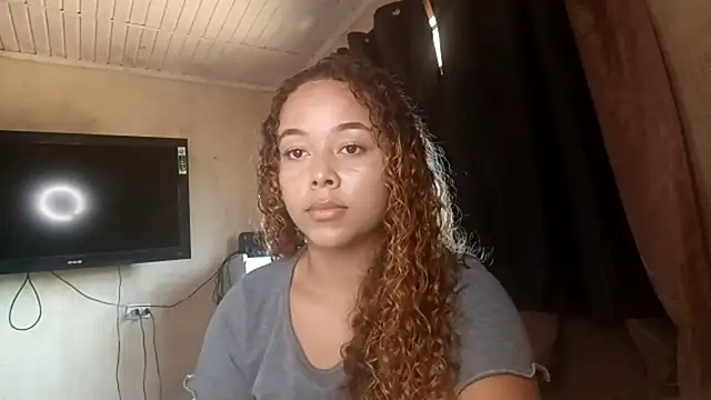 JenaDiangelis online show from 3, 12, 2025